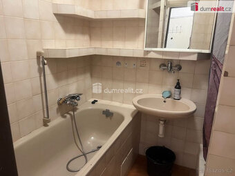Pronájem 3kk 64m2 P9 Střížkov panel v původním stavu lodžie  - 7
