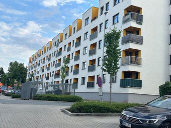 Pronájem bytu 1kk s balkonem, Uhříněves - 7