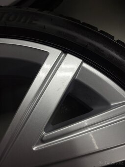 18" Originál VW Bergamo 5x112 zimní pneu 5-6mm - 7