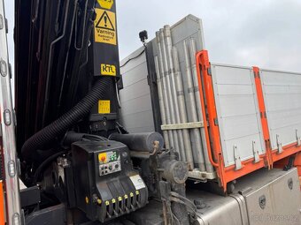 Volvo FM 460 6x2 valník s hydraulickou rukou - 7