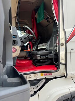 Scania R560 V8 topline manual lowdeck - 7