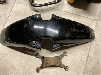 Ruzne dily demontovane z BMW R80GS - 7