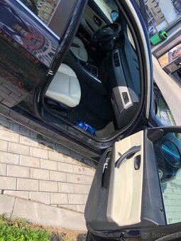 BMW E91 325i 160kw - 7