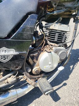 ČZ-Cagiva 125 Roadster. - 7