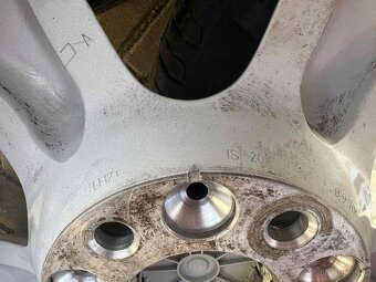 ALU BMW R17 e60/e61 letní Pneu 225/50 r17 - 7