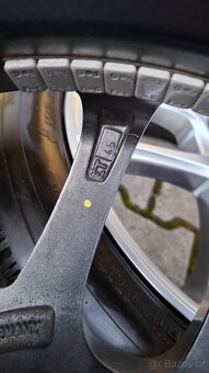 Komplet kola 7.0 x 17", 5 x 114.3, zimní pneu 215 50 R17 - 7