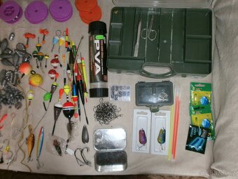 Prodám rybářskou výbavu - 7