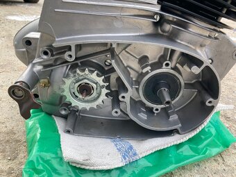 Motor Jawa 250/590 sport - 7