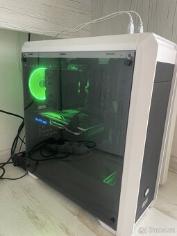 Výkonný PC na hry i práci - Ryzen 5 3600, RX 580, 32 GB RAM - 7