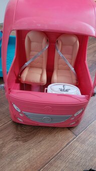 Velký Barbie karavan + panenky - 7