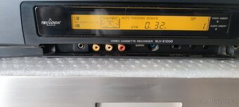 SONY SLV E 1000 - 7