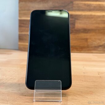 iPhone XR 64GB, černý (12 měsíců záruka) - 7