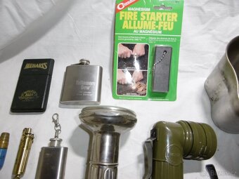USA odznaky a suvenýry - 7