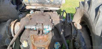 Prodám zadní část traktoru zetor 5611 - 7