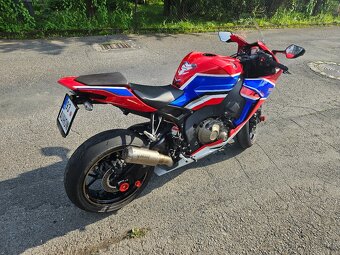 Honda CBR 1000 RR - 7