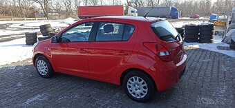 Hyundai i20 1.2 57 Kw Benzín Klimatizace - 7
