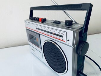 Radiomagnetofon Universum CTR 4042, rok 1981 - 7