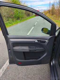 Volkswagen Touran, 1.9 TDi 77kW, 7 míst - 7
