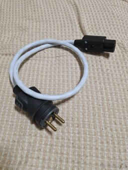 Cambridge Audio azur 650A - 7