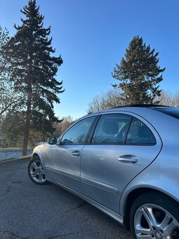 Mercedes-Benz E300 3.0 CDI – panoramatická střecha - 7