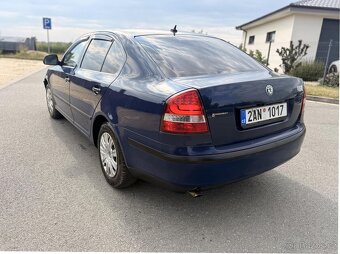 Škoda Octavia II 1.6 75kW rok 2011 - 7