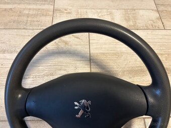 Volant Peugeot 107 - 7