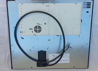 Sklokeramická indukční deska Elektrolux - 7