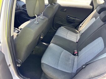 Kia Ceed - 7