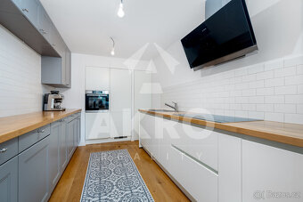Prodej bytu 3kk 97m2, balkon 8m2, zahrada 187m2 s terasou v - 7