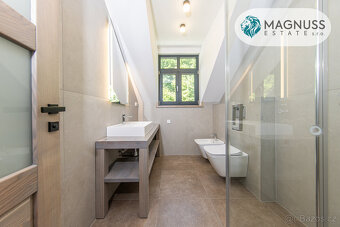 Prodej, rodinný dům 7+2, 1194 m2, Dolní Lomná - 7