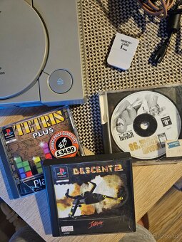 Playstation 1 komplet plus hry - 7