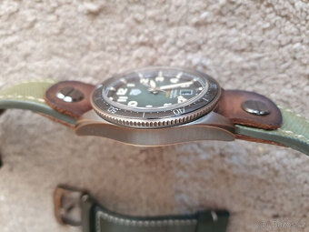 Hodinky Tag Heuer Autavia Bronze Automatic Green Manufacture - 7