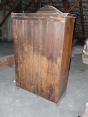 Historická skřín - 7