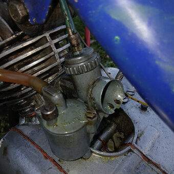 Stadion s upraveným motorem - 7