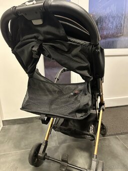 Cestovní kočárek MOMI - 7