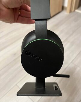 Xbox Series X 1TB Black + sluchátka Xbox + hry - 7