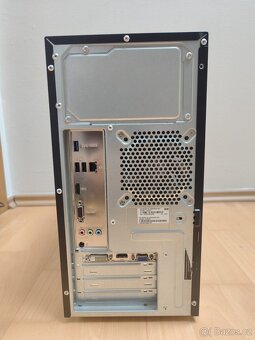 Stolní PC Asus - 7