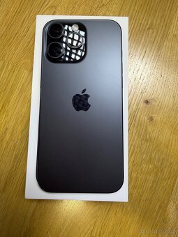 iPhone 16 Pro Max 256GB JAKO NOVÝ - 7