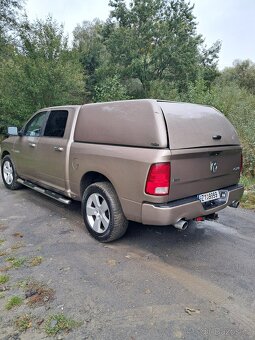 Prodám Dodge RAM 1500 HEMI 5,7 4x4 DPH - 7