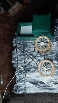 Dětský kočárek pro panenky - 7