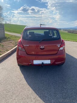 Hyundai i20 1.2i+LPG 63kw koupeno v ČR rv.2013 - 7