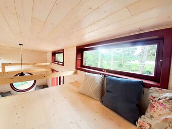 Luxusní tiny house z přírod. materiálů, design mobilní dům - 7