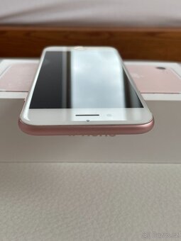 iPhone 7 Apple 128 GB plně funkční - 7