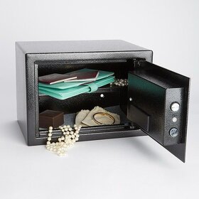 Trezor s el. zámkem ( 10 KG/ VĚTŠÍ VERZE ). - 7