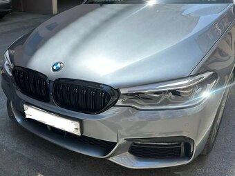 CERNA MASKA GRIL BMW rad 5 model G30 G31 G38 2014 - 2020 - 7