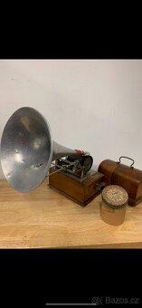 Rádia, gramofon s rourou - 7