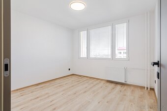 Pronájem bytu 3+1+lodžie v ul. Lidická v Mostě - 7