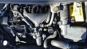 Peugeot 307 SW, 2.0HDI 100Kw, r.v 2004 - 7