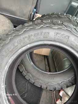 BFGoodrich 225/65/17 - 7