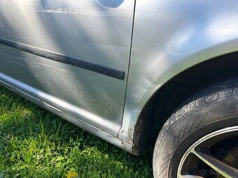 Volkswagen Golf IV 1.6 77kW rv.2004 na díly/opravu - 7